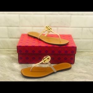 NWT, Tory Burch Mini Miller Leather Thong